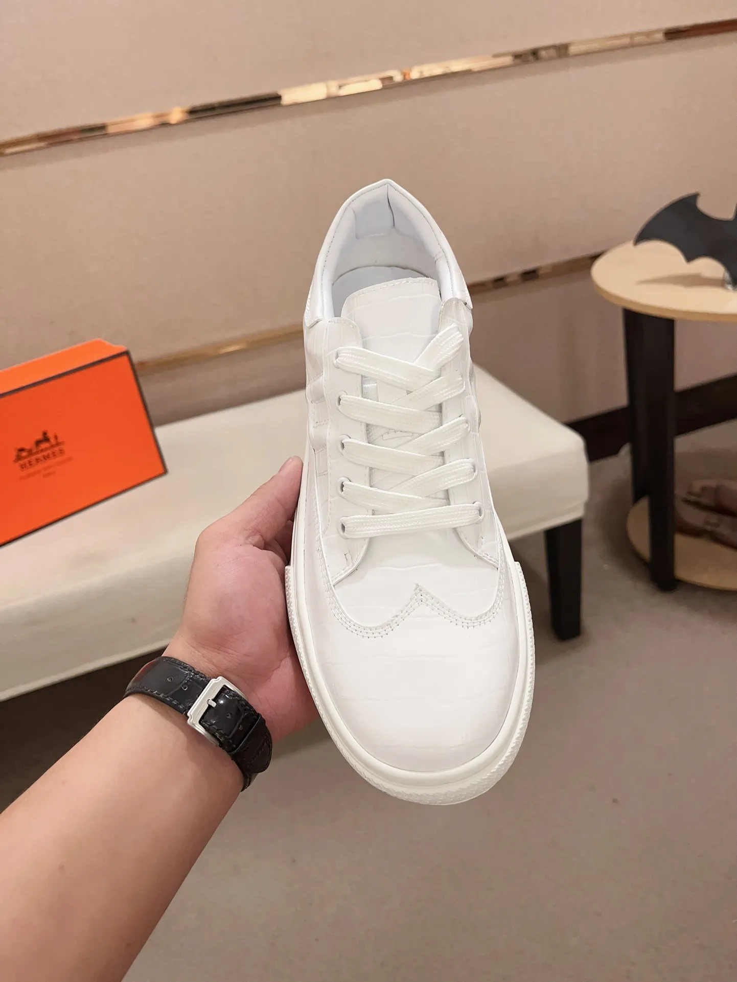 Men's clothing and shoes💰: 400💰《HERMES》【Classic Original Version】Hermès; Top 🔝 Purchasing Agency 🔍🔍Men's latest 🇺🇸 counter sales simultaneously, original ▲▲cowhide imported from Italy ▲▲Exquisite workmanship (Italian 🇮🇹Imported water-dyed 🐂cowhide lining) sole: original sole provided by the original factory, ⚠️exclusive double-layer activity·TPR·rubber·combined molded outsole; Code number: 38-44 (45/46 can be customized, non-refundable)